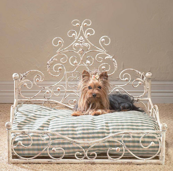 Old World Antique Scroll Pet Bed - Le Pet Luxe